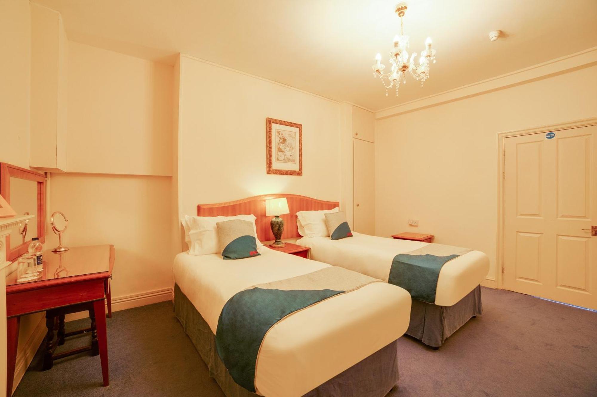 Hotel Oyo Bailbrook Lodge,