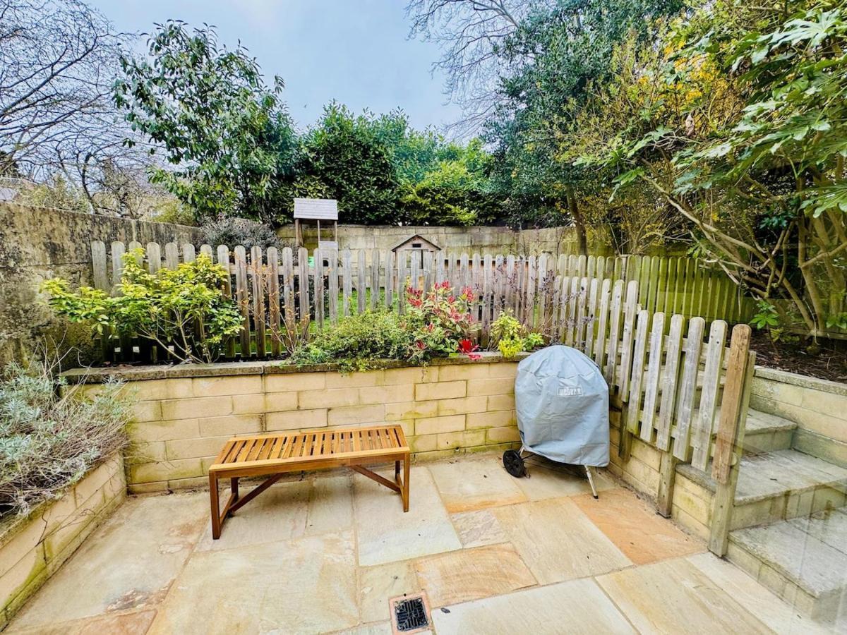 Stunning 5 Bed House In Enviable Location