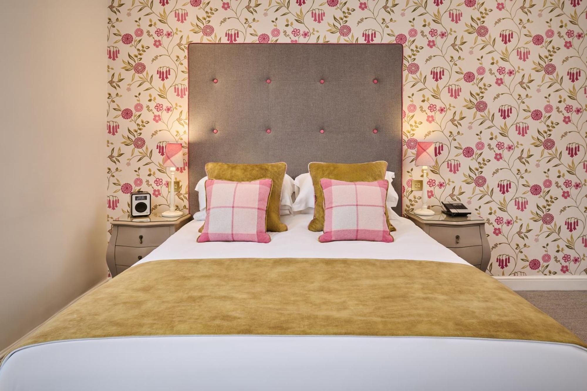 The Roseate Hotel