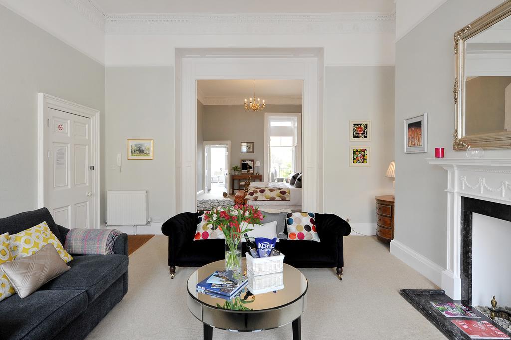 The Art Apartment *