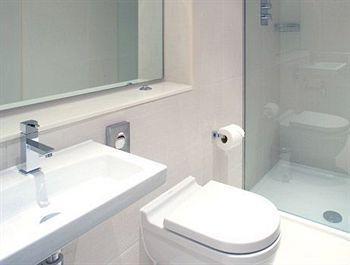 The Halcyon Hotel 3*
