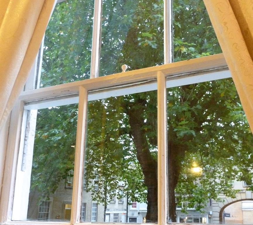 Crystal Palace * Bath