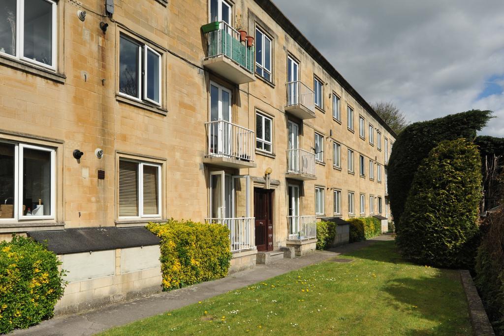 Apartment Kensington Court