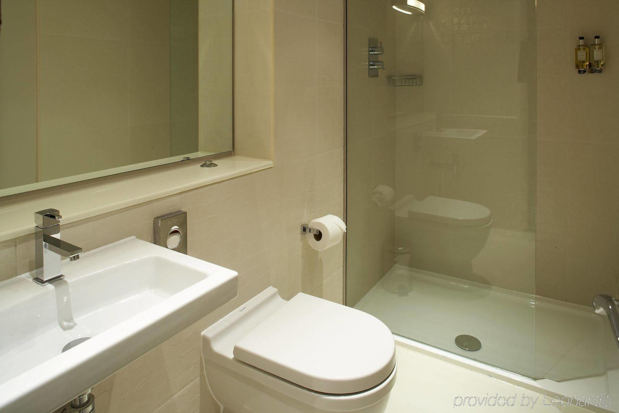 Hotel The Halcyon 3*