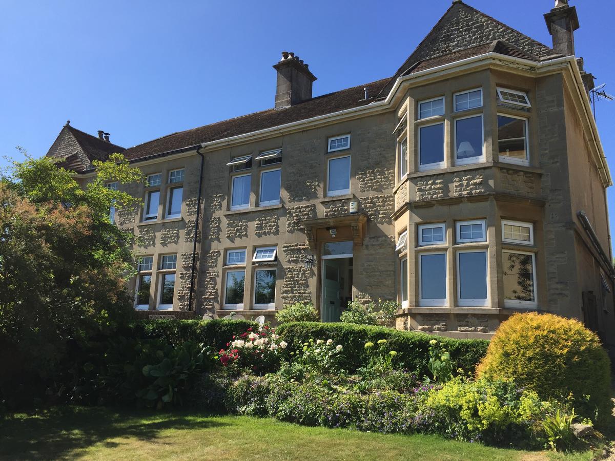 Bed & Breakfast High Beeches 4*