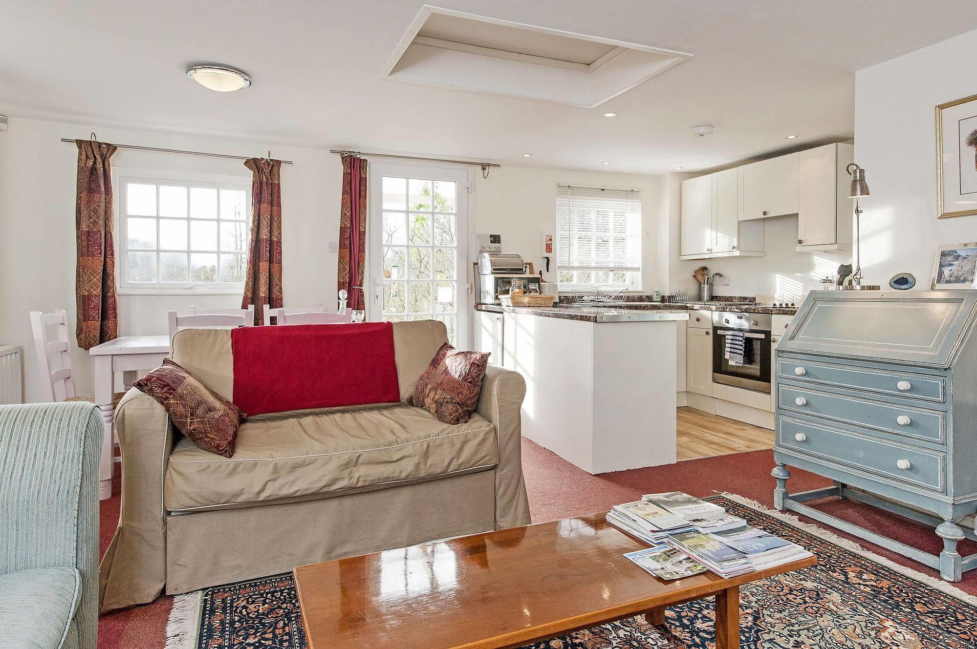 Tucking Mill View- Self Catering Apartment