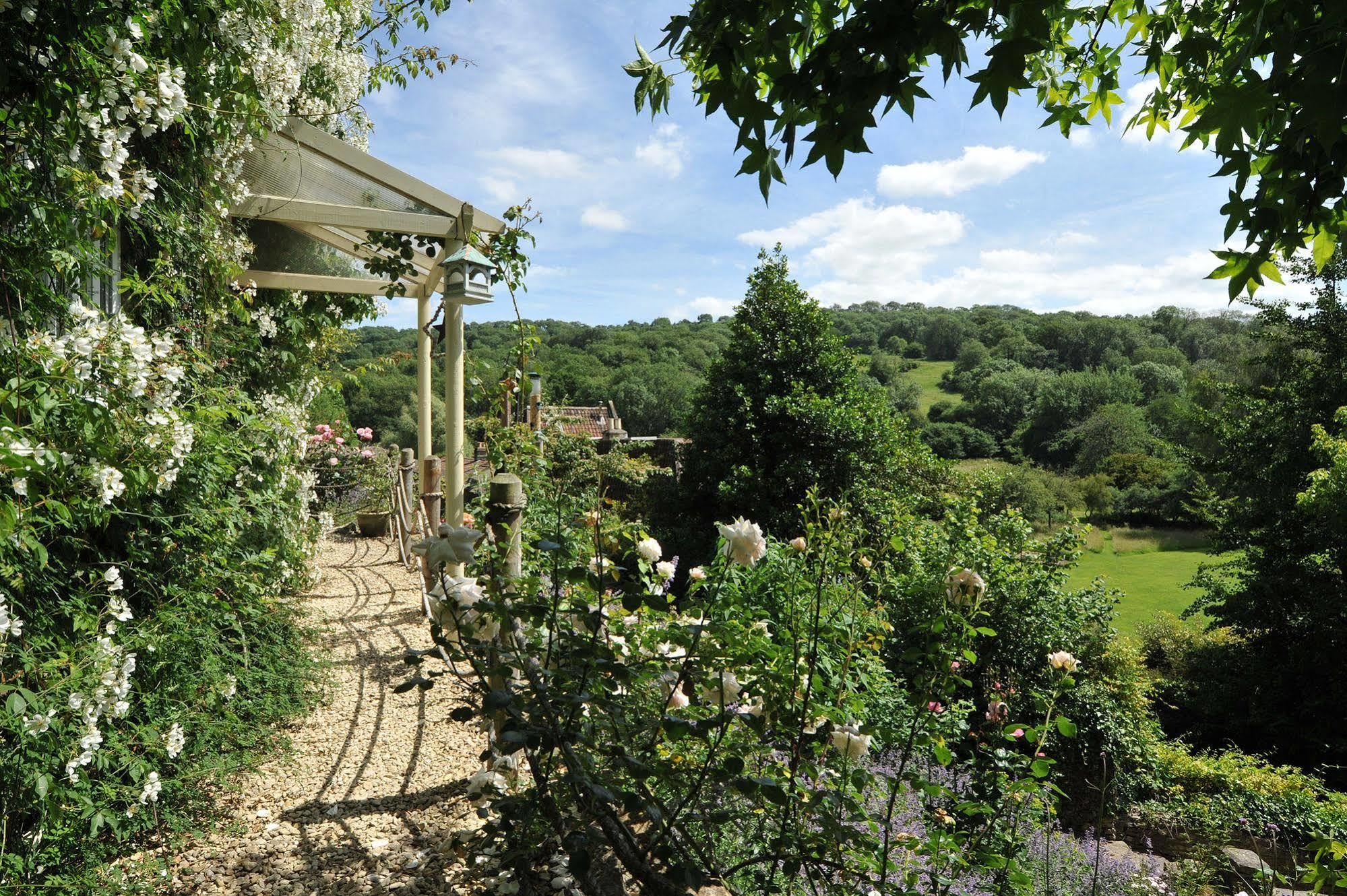 Tucking Mill View- Self Catering Apartment *