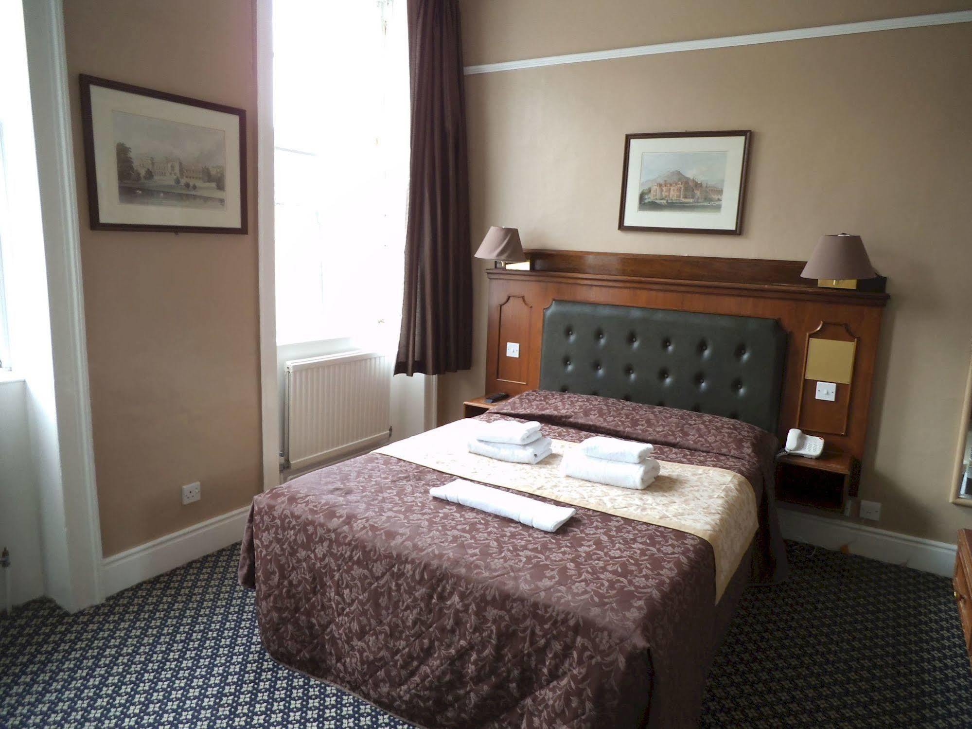 Redcar Hotel 2*