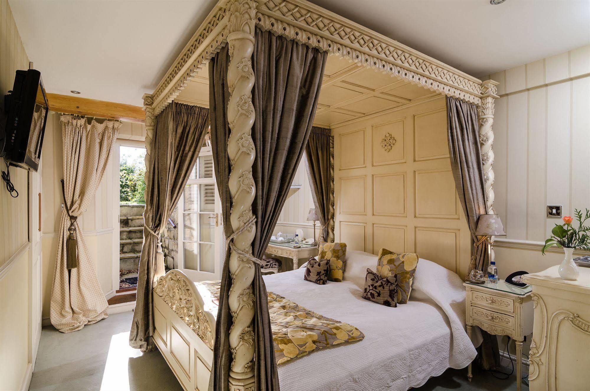 Apsley House Bed & Breakfast 5*