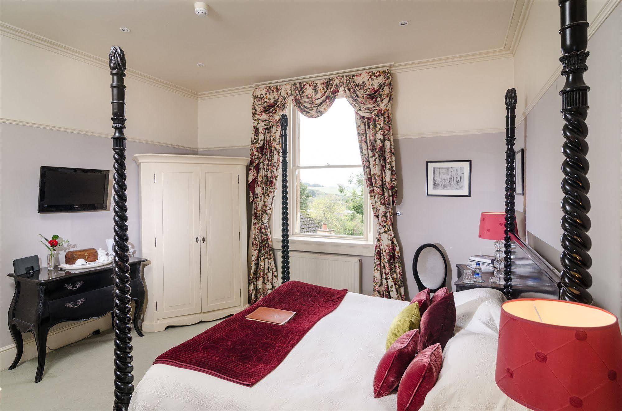 Apsley House Bed & Breakfast