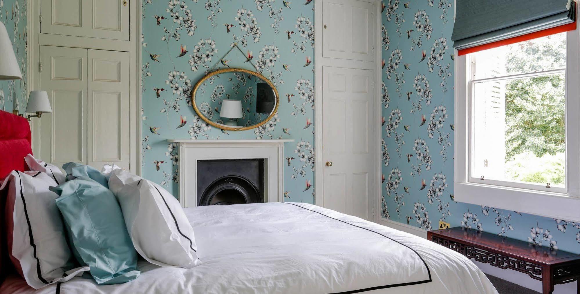 Grove Bed & Breakfast Bath
