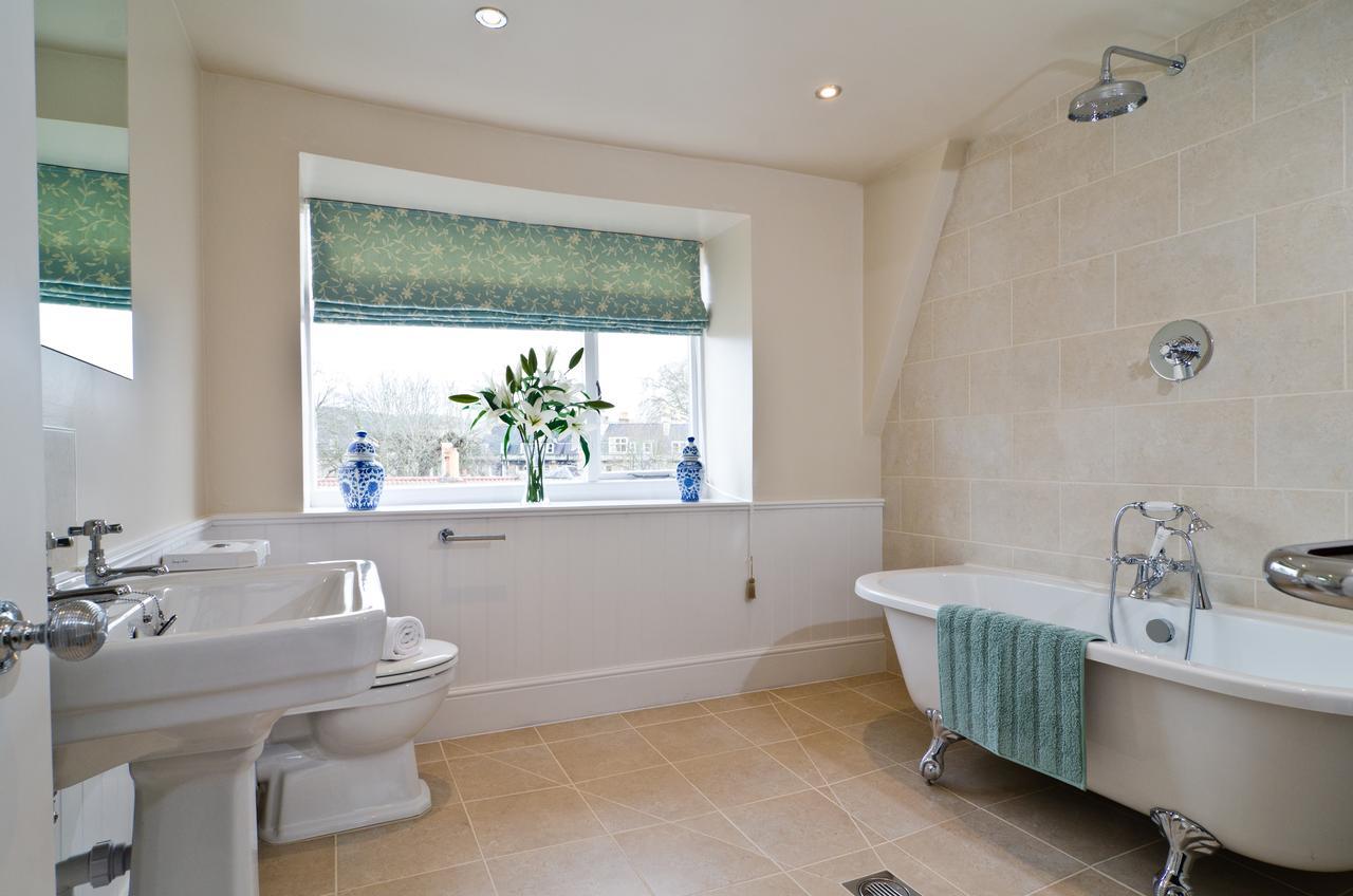 Lady Margaret's Holiday home Bath