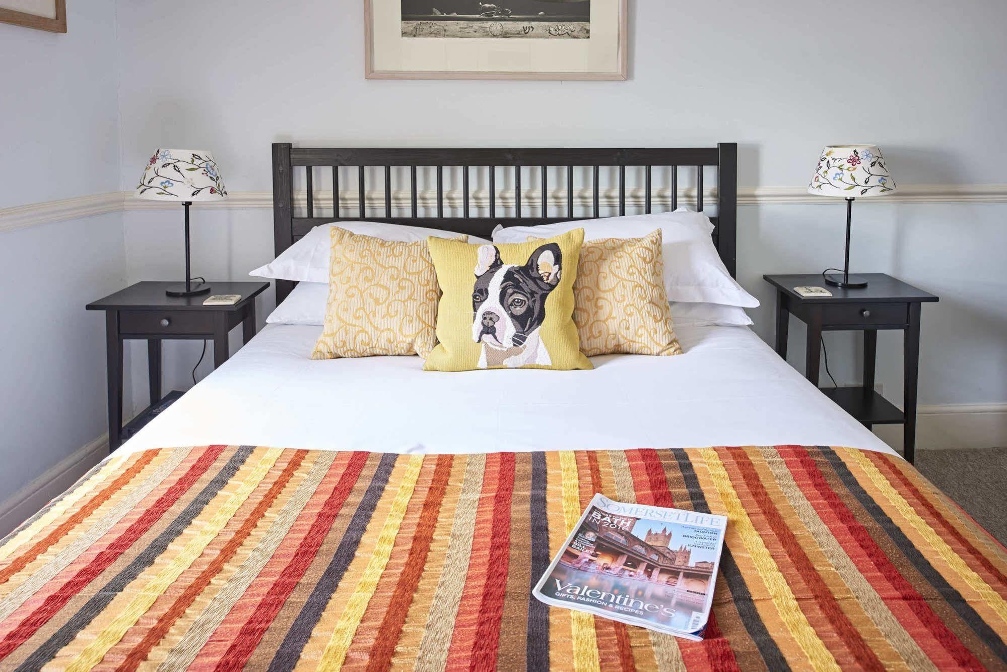 Hill House Guest house 4*