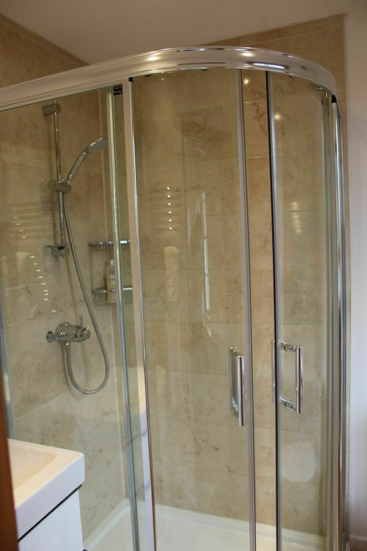 Apartment Berkeley Coach House Bath