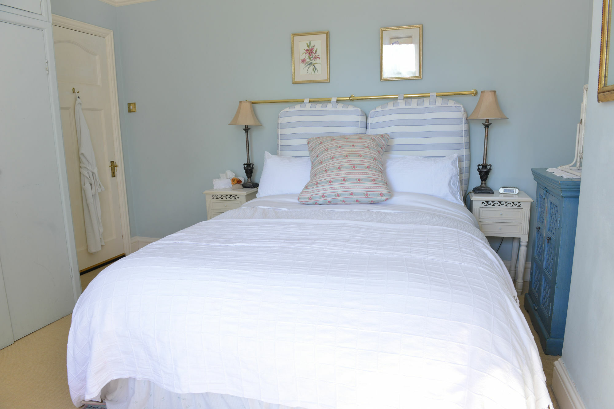 High Beeches Bed & Breakfast Bath