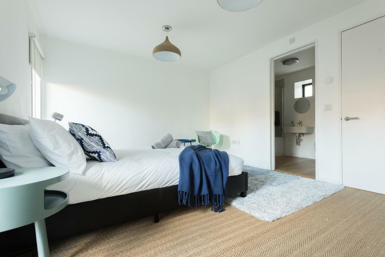 The Cliffside Loft - Distinctly Modern 3 Bdr Riverside * Bath