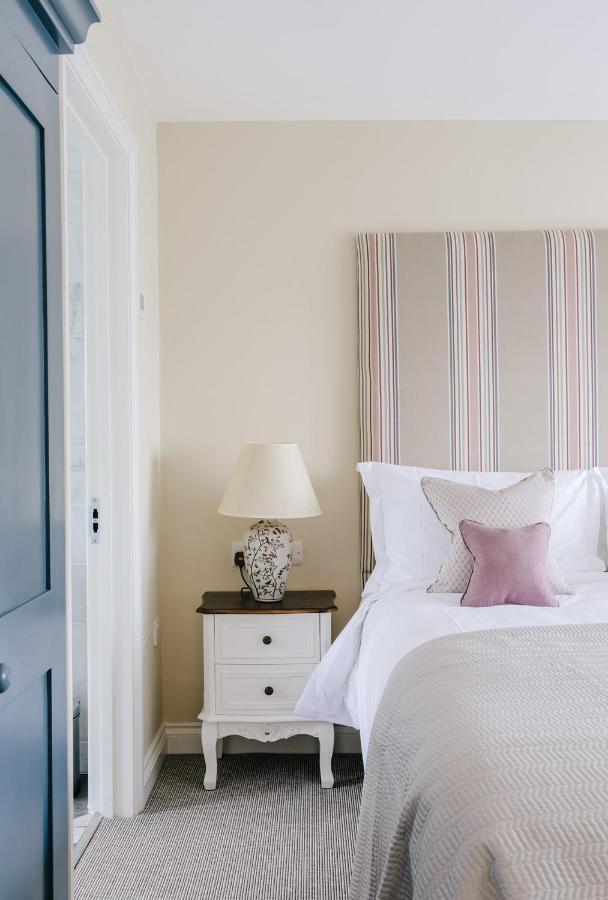 Tyndall Boutique Bath