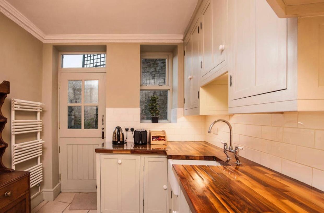 Ivory House - Stunning Central Townhouse *
