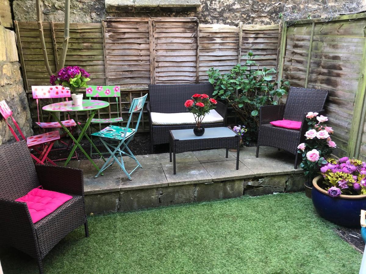 City Centre - Rivers Street, Quiet 2 Bed Ground Floor Georgian Garden Apartment Bed & Breakfast Bath