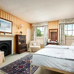95 Sydney Place B&B