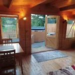 Norwell View Farm Glamping With Hot Tubs