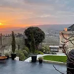 Garden Apartment, 5 Minute Walk Into Central Bath