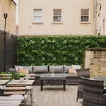Luxury Home With Terrace In Central Bath Sleeps 10