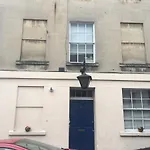 2 Bed, Ground Floor Bijou Georgian City Apartment