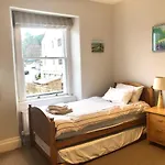 Lauras Townhouse Apartments Thomas Street Townhouse