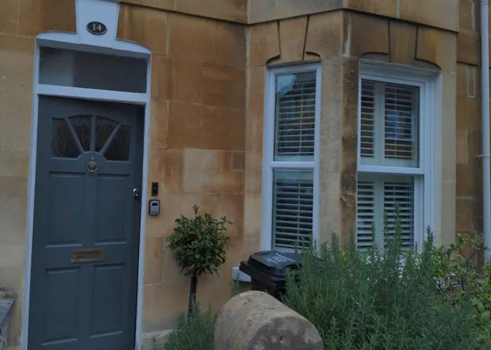 Pass The Keys Beautiful 3 Bedroom House With Great Views Of Bath
