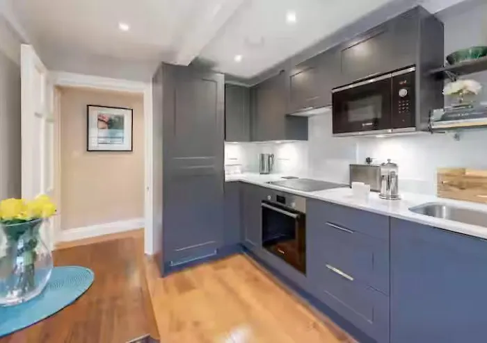 Stunning & Spacious City Centre Flat