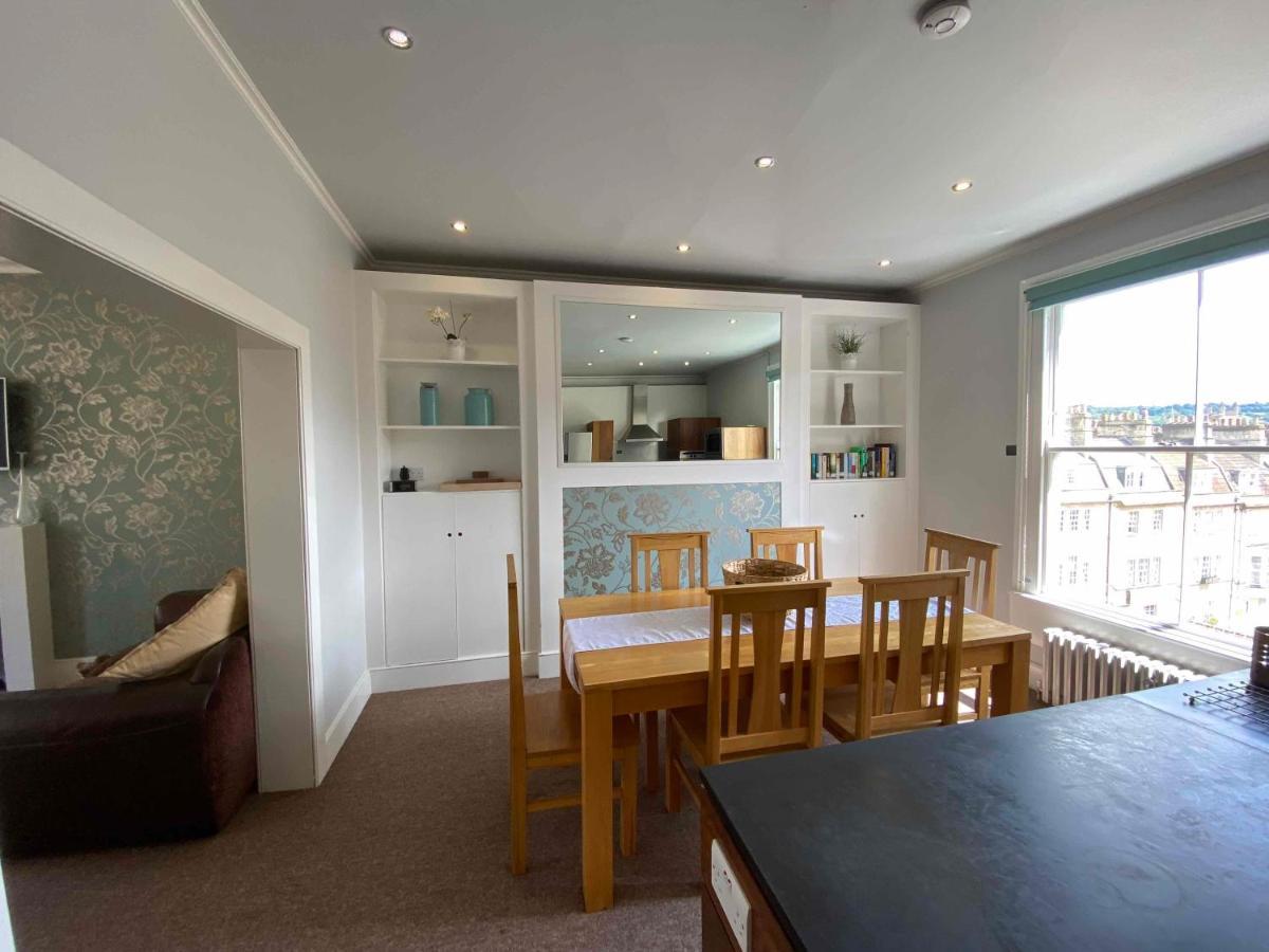 Bath Roof Terrace Apartment, City Centre, Sleeps Up To 8 * Bath