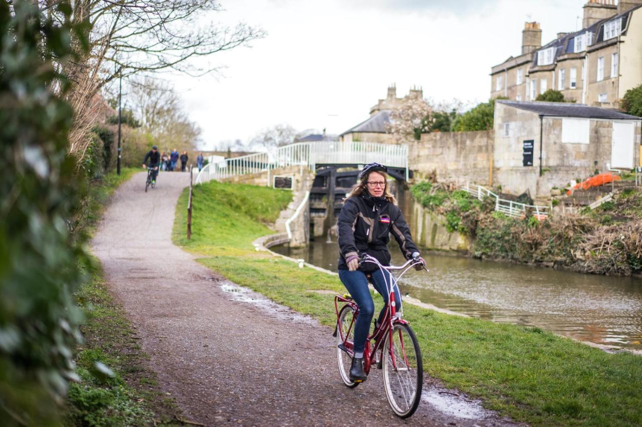 Brooks' View - Romantic Escape With Picturesque Riverside Gardens In