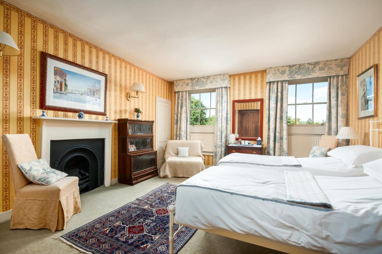 95 Sydney Place Bed & Breakfast 4*