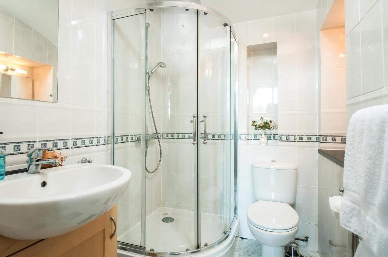 95 Sydney Place 4*