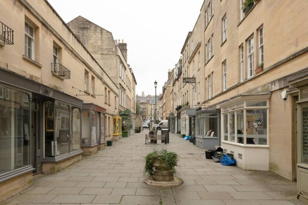 Centre Retreat- 2 Minutes From Royal Crescent *