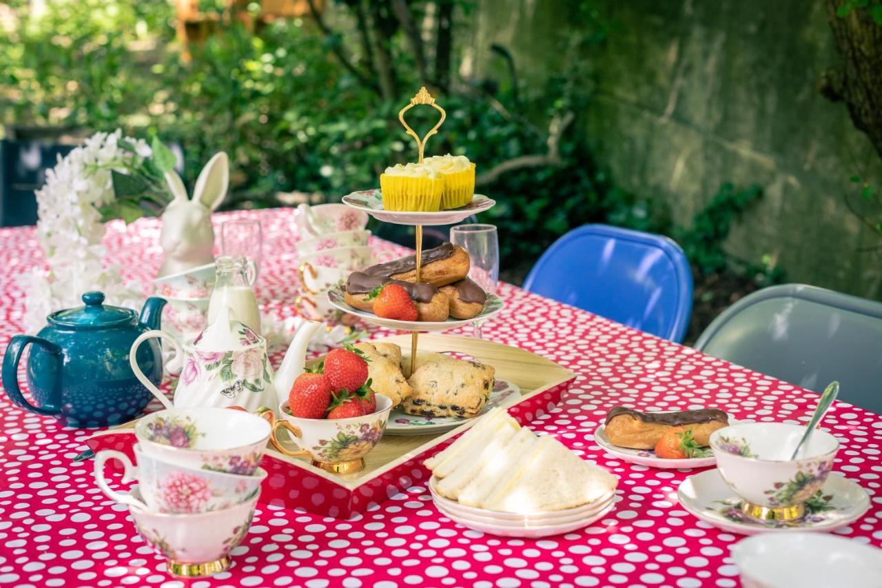 The Wonderland Townhouse - Alice In Wonderland 7bdr *