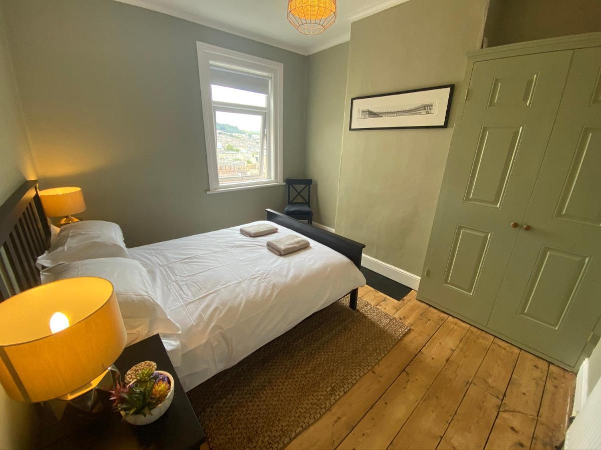 Pass The Keys Beautiful 3 Bedroom House With Great Views Of