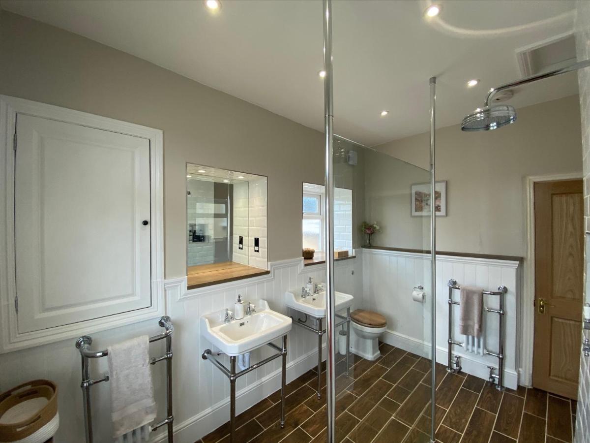 Pass The Keys Beautiful 3 Bedroom House With Great Views Of Bath