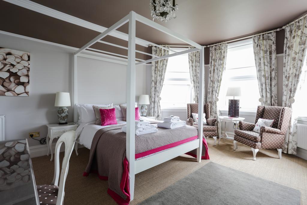 Grays Boutique Bath