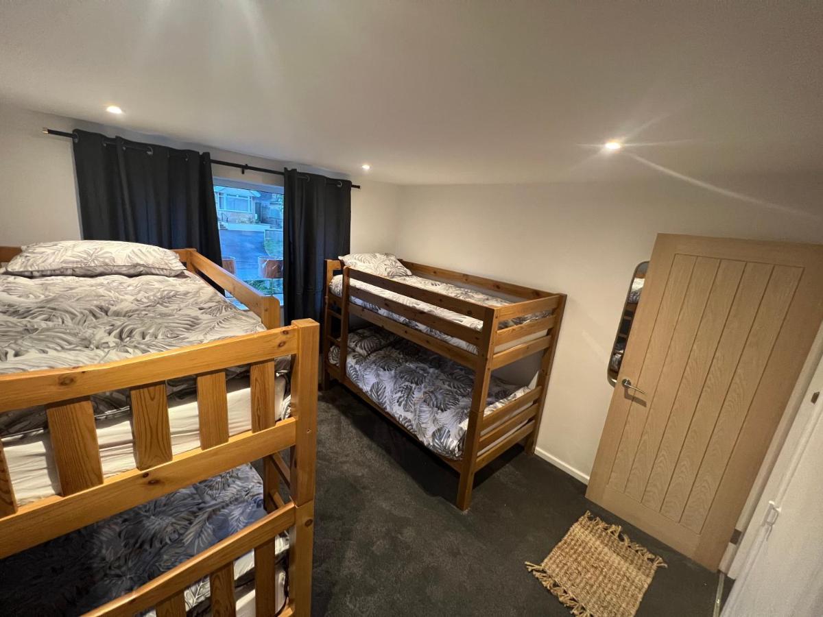 House Sleeps 8. 2bedrooms & Sofa Beds In Sitting Holiday home