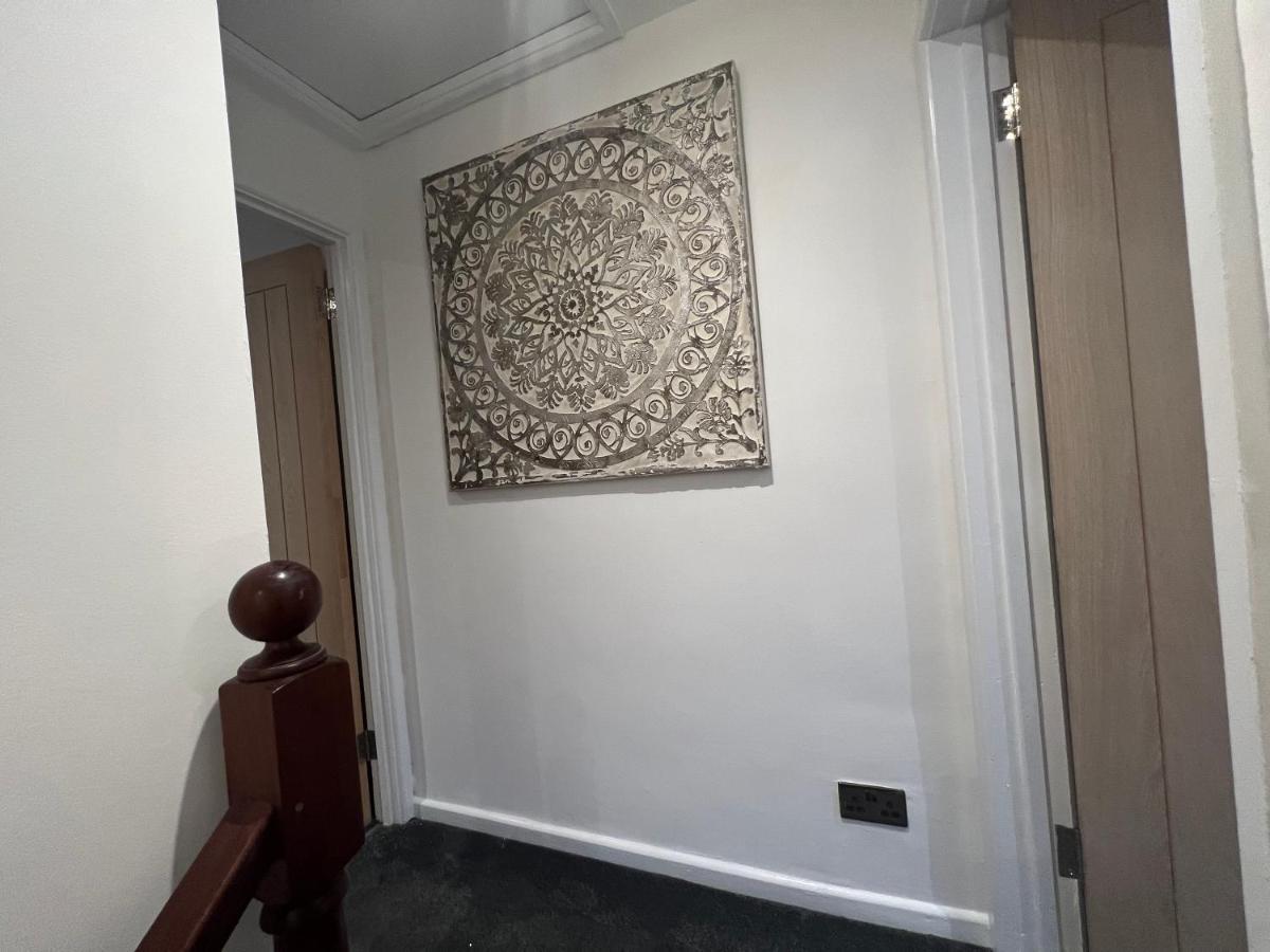 House Sleeps 8. 2bedrooms & Sofa Beds In Sitting Holiday home *
