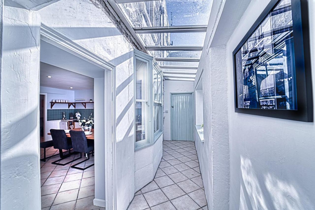 Apartment The Stylish Gem Of - Football Table - Sleeps 10 *