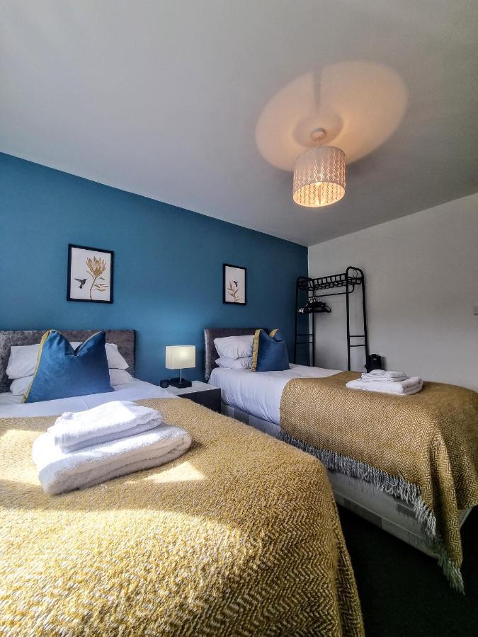 No.2 Bloom Apartments, *