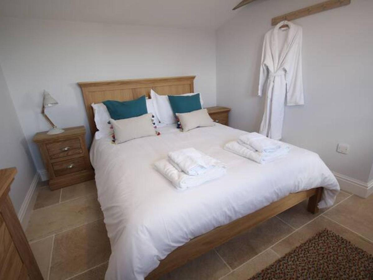 Pass The Keys Stunning Location Close To Centre *