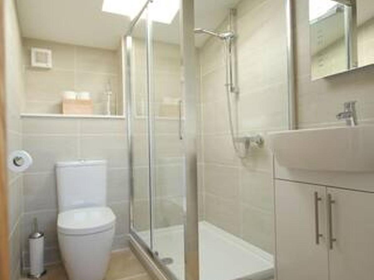 Pass The Keys Stunning Location Close To Centre *
