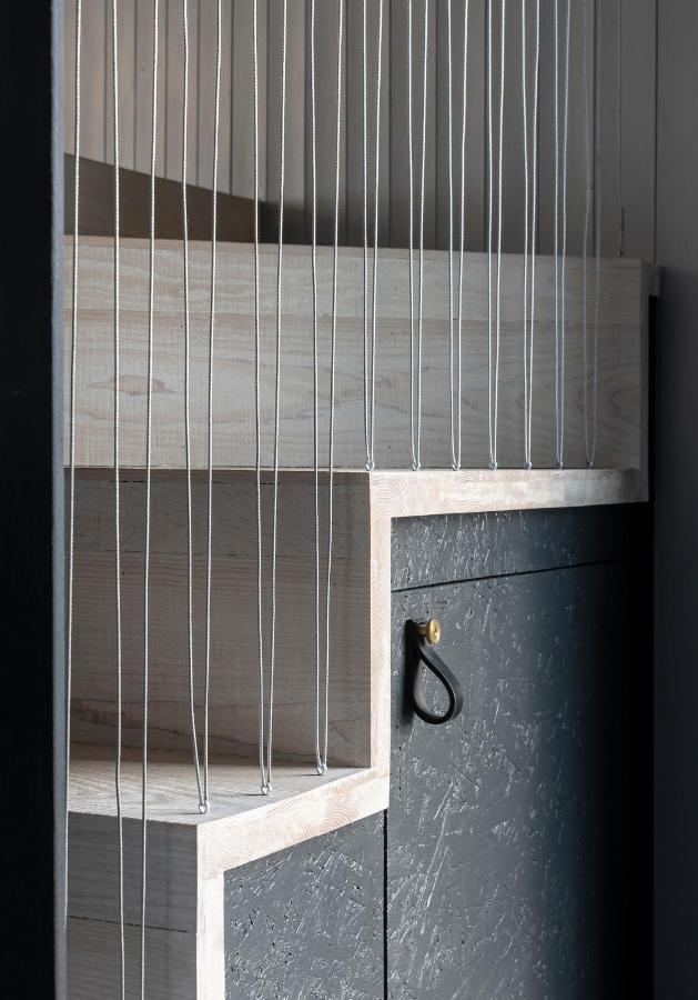 Deep Lock Apartment