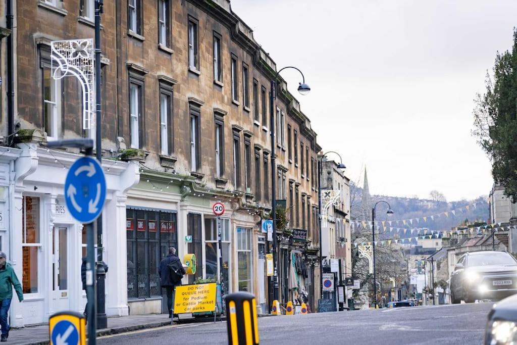 Stunning Boutique Flat In Location - Beatrice *