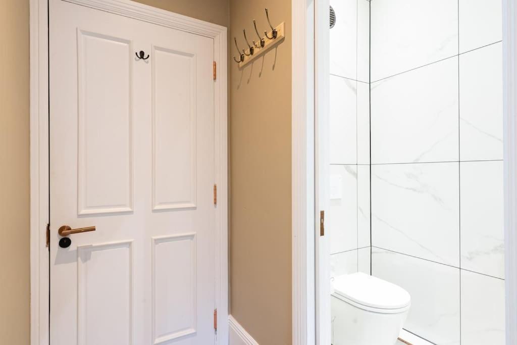 Stunning Boutique Flat In Location - Beatrice