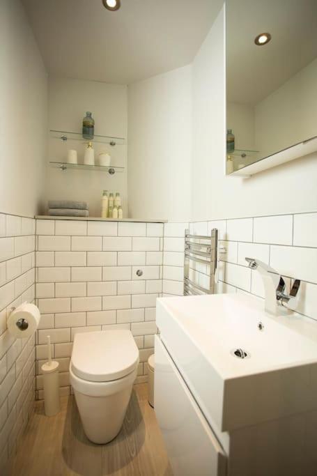 Artizan's Nest - Central, Scandi Style *